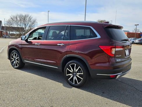 Used 2019 Honda Pilot Touring image 10