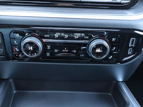 New 2026 Chevrolet Silverado 1500 High Country w/ Technology Package AWD/4WD image 13