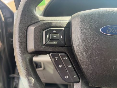 Used 2016 Ford F150 XLT image 17