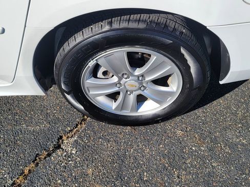 Used 2014 Chevrolet Impala Limited LS image 8