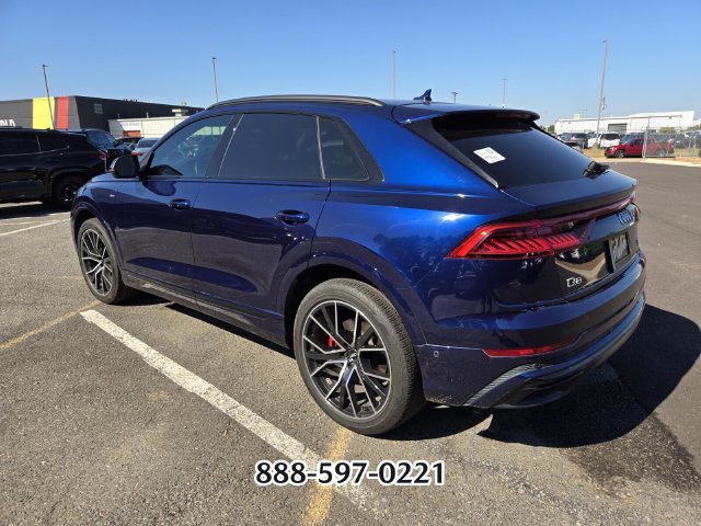 Used 2019 Audi Q8 Prestige AWD/4WD image 3