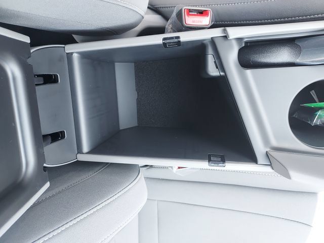 New 2026 Hyundai Elantra Sport FWD image 23