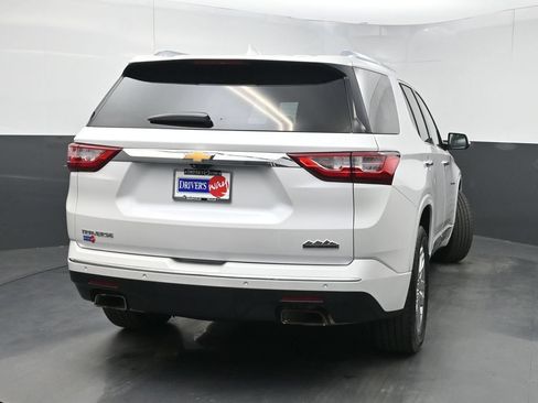Used 2021 Chevrolet Traverse High Country FWD image 43