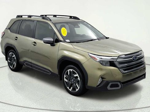 Certified 2025 Subaru Forester Limited w/ Popular Package #2 AWD/4WD image 1