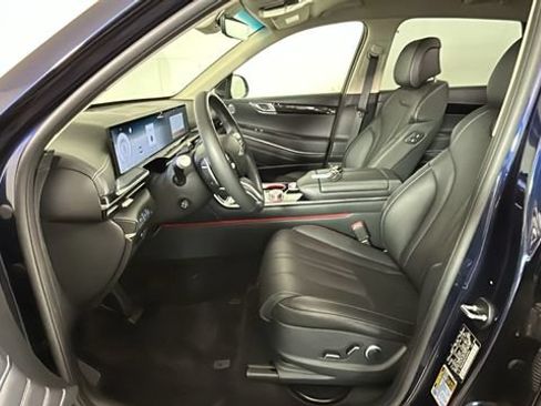 Used 2025 Genesis GV80 2.5T Standard AWD/4WD image 11