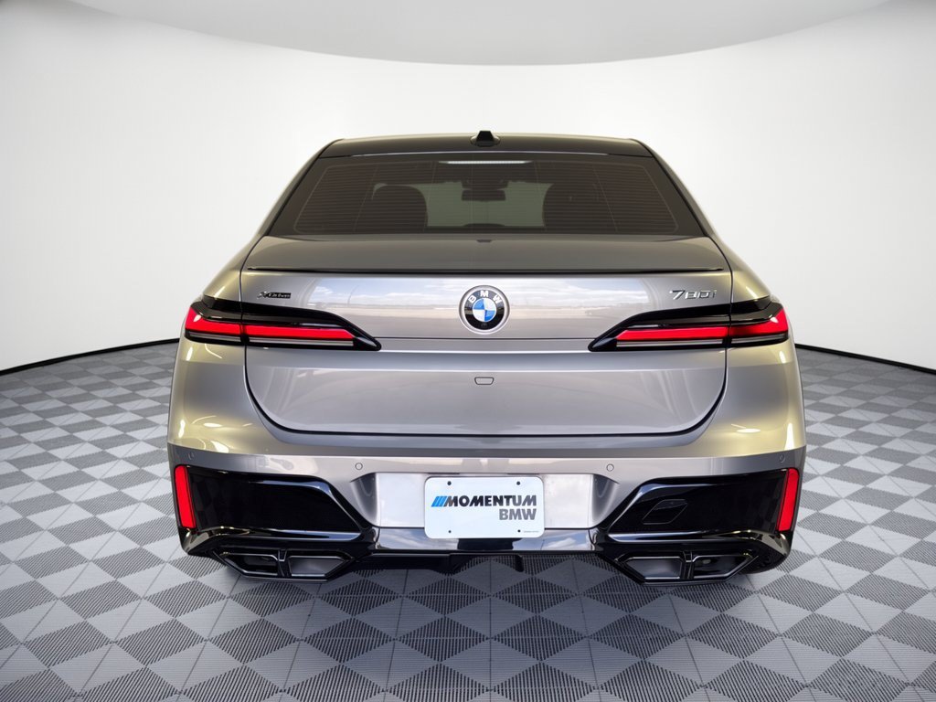 Certified 2024 BMW 760i xDrive AWD/4WD image 11