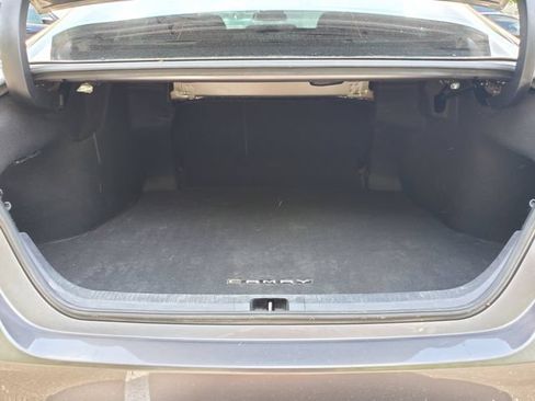 Used 2020 Toyota Camry LE FWD image 6