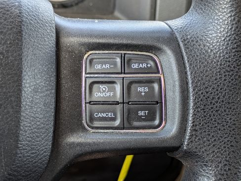 Used 2017 RAM 1500 Classic SLT AWD/4WD image 23