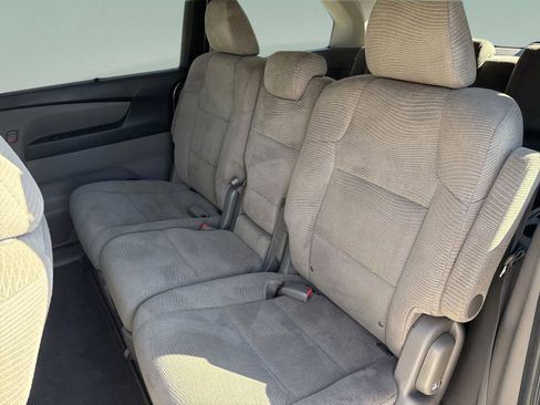 Used 2013 Honda Odyssey EX image 18