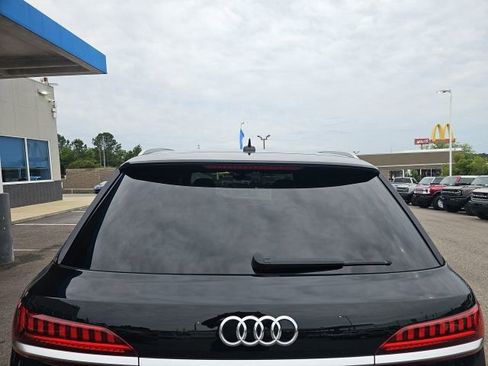 Used 2021 Audi Q7 3.0T Premium Plus w/ Executive Package AWD/4WD image 5