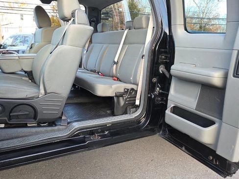 Used 2007 Ford F150 STX image 24