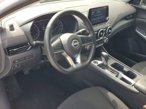 Used 2024 Nissan Sentra SR FWD image 14