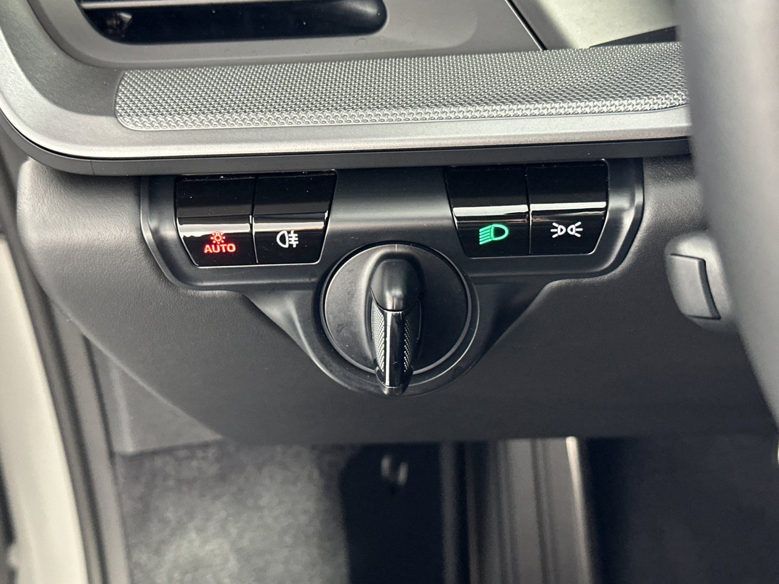 Certified 2021 Porsche 911 Carrera image 29