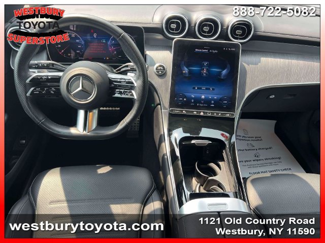 Used 2025 Mercedes-Benz GLC 300 4MATIC image 16