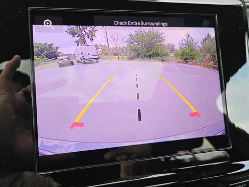 New 2025 Jeep Grand Cherokee Laredo X w/ Luxury Tech Group I image 19