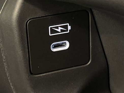 Used 2025 Honda HR-V Sport image 7