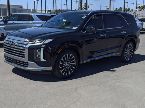 Used 2023 Hyundai Palisade Calligraphy FWD image 5