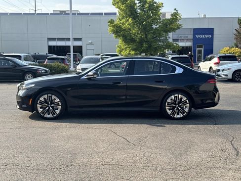 Used 2026 BMW 540i xDrive AWD/4WD image 8