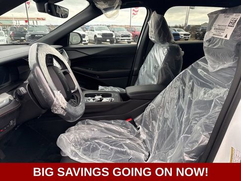 New 2026 Jeep Cherokee Limited image 14