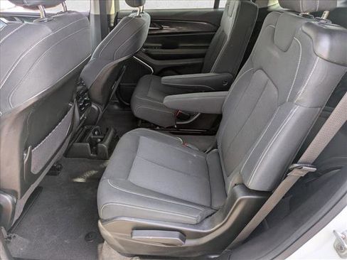 Used 2021 Jeep Grand Cherokee L Laredo w/ Luxury Tech Group I image 17