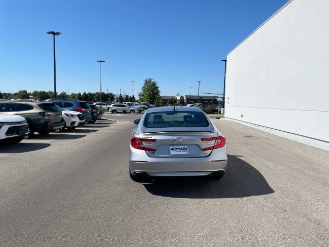 Used 2022 Honda Accord Sport image 4