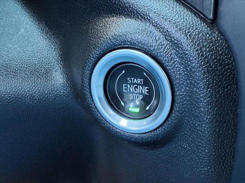 Used 2023 GMC Sierra 2500 AT4 w/ AT4 Preferred Package image 9