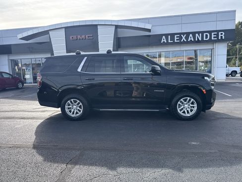 Used 2023 Chevrolet Tahoe LS image 2