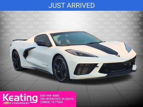Used 2022 Chevrolet Corvette Stingray w/ Z51 Performance Package image 1
