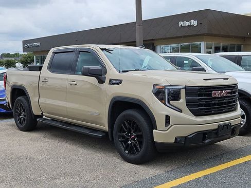 Used 2022 GMC Sierra 1500 Elevation AWD/4WD image 2