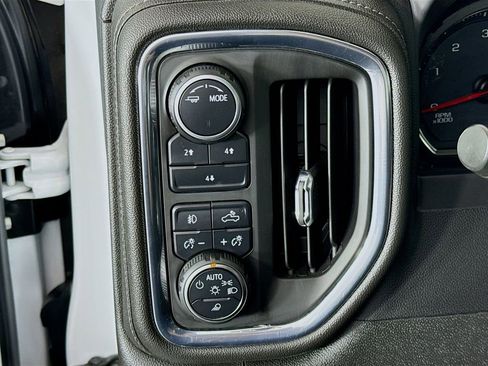 Used 2023 Chevrolet Silverado 3500 LT w/ Convenience Package AWD/4WD image 10