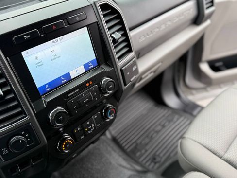 Used 2020 Ford F250 XLT image 25