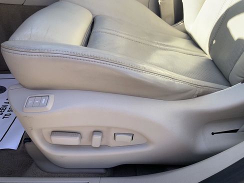 Used 2014 Cadillac SRX Luxury w/ Driver Awareness Package image 13