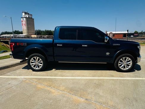 Used 2016 Ford F150 King Ranch w/ Equipment Group 601A Luxury AWD/4WD image 8