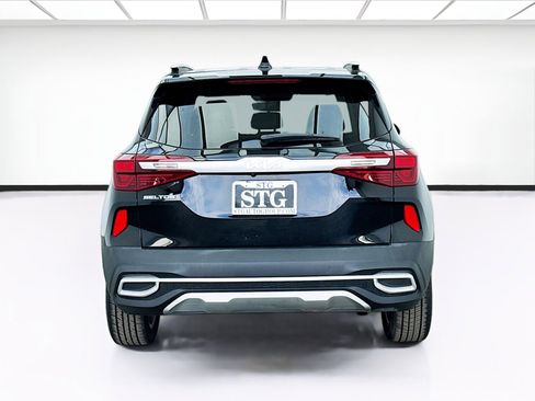 Used 2022 Kia Seltos S image 5