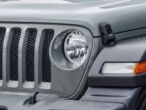 Certified 2021 Jeep Wrangler Sport S image 8