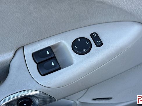 Used 2007 Chevrolet Corvette Convertible w/ Preferred Equipment Group image 13