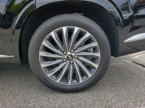 Used 2024 Hyundai Palisade Calligraphy FWD image 11
