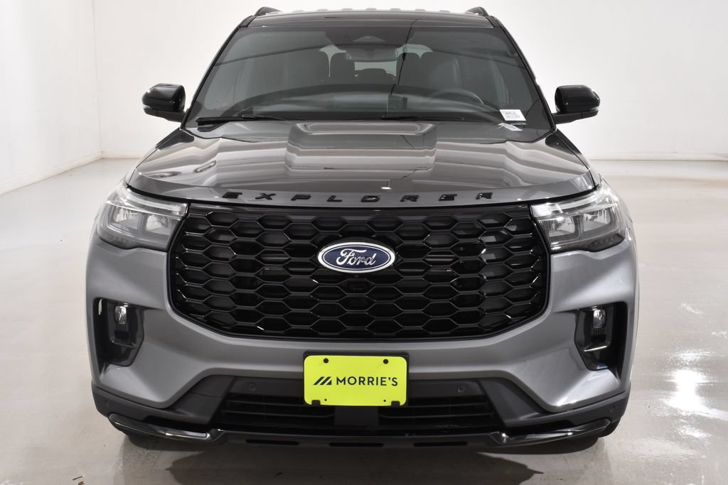 New 2026 Ford Explorer ST-Line w/ ST-Line Street Pack AWD/4WD image 3
