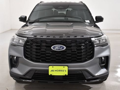 New 2026 Ford Explorer ST-Line w/ ST-Line Street Pack AWD/4WD image 3