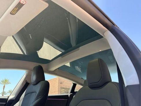 Used 2025 Tesla Model 3 Long Range image 10