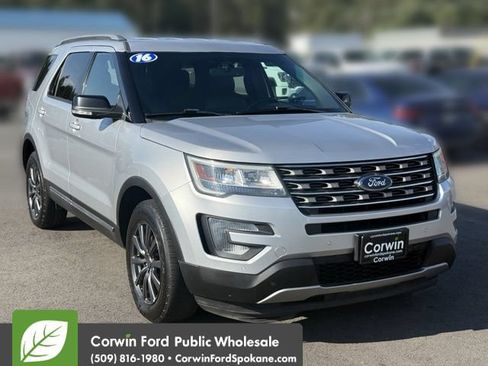 Used 2016 Ford Explorer XLT w/ Equipment Group 202A AWD/4WD image 1