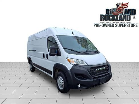 Used 2025 RAM ProMaster 2500 w/ Convenience Group FWD image 1