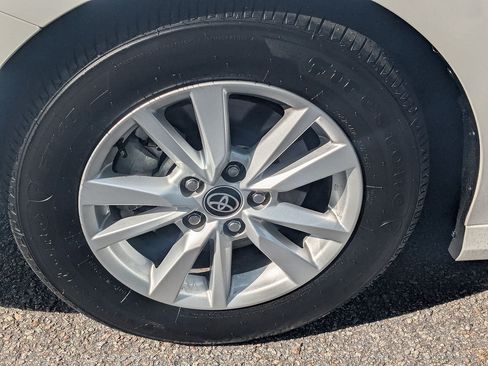 Certified 2025 Toyota Camry LE FWD image 10