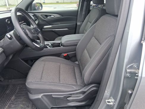 Used 2024 Chevrolet Traverse LS w/ Midnight/Sport Edition FWD image 14
