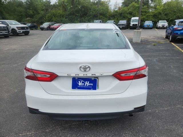 Used 2019 Toyota Camry LE w/ Convenience Package FWD image 6