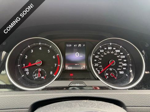 Used 2018 Volkswagen GTI SE w/ SE Leather Package image 8