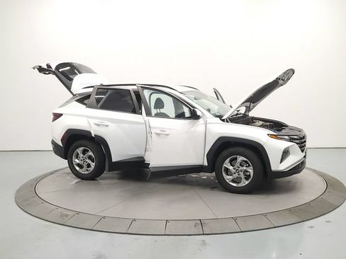 Used 2024 Hyundai Tucson SEL AWD/4WD image 17
