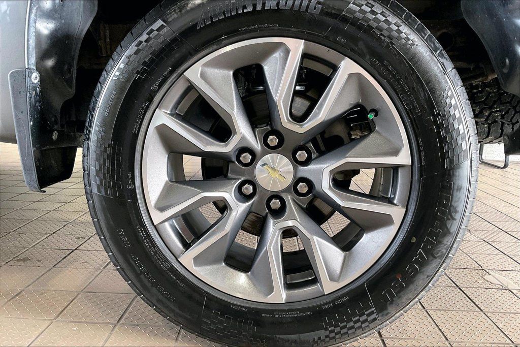 Used 2020 Chevrolet Silverado 1500 LT w/ Texas Edition RWD image 32
