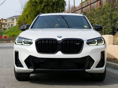 Used 2023 BMW X3 M40i w/ Premium Package image 3