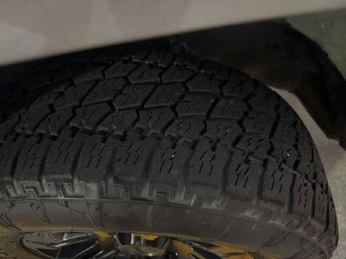 Used 2021 Toyota Tacoma SR image 8